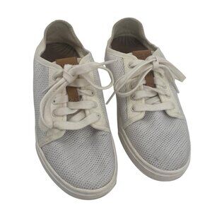 OluKai Women's Size 5 Pehuea Li White Sneaker Mesh Summer Beachy Slip On